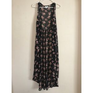NWOT Long sleeveless cardigan